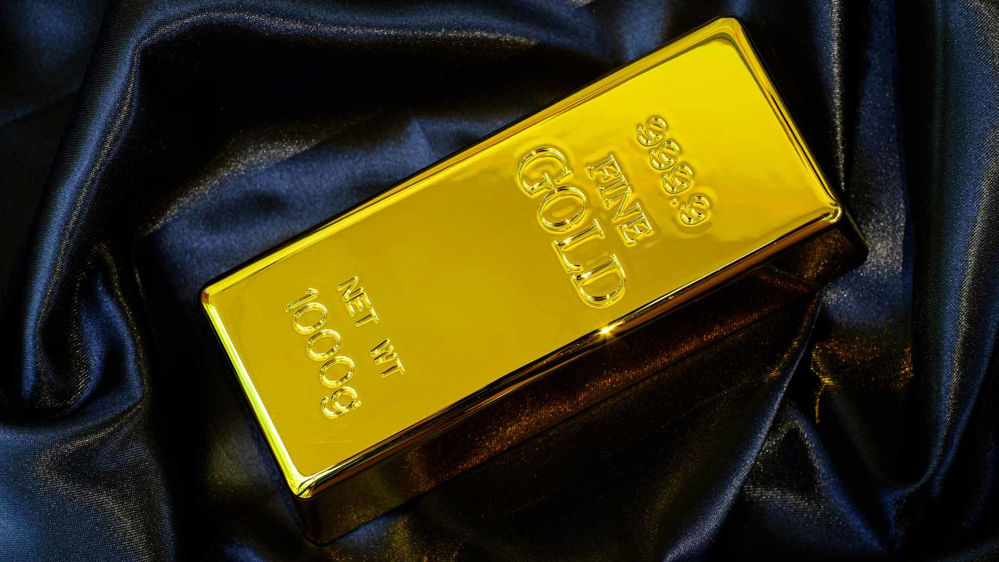The Pros and Cons of Investing in Gold